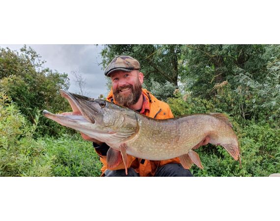 NEDERLAND ULTIMATE FISHING EXPERIENCE