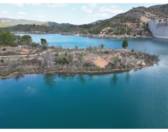 Spaanse bellyboat Black Bass